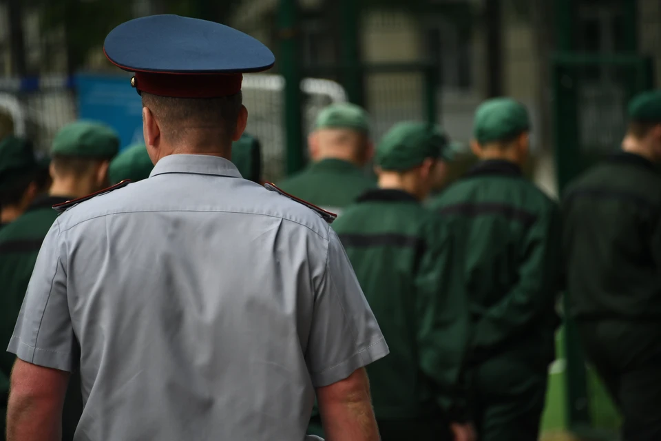 В колонии для несовершеннолетних