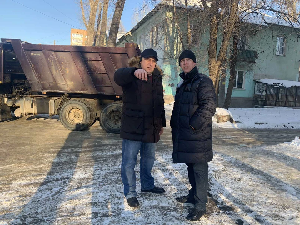 На днях активисты посетили улицу Каховскую.
