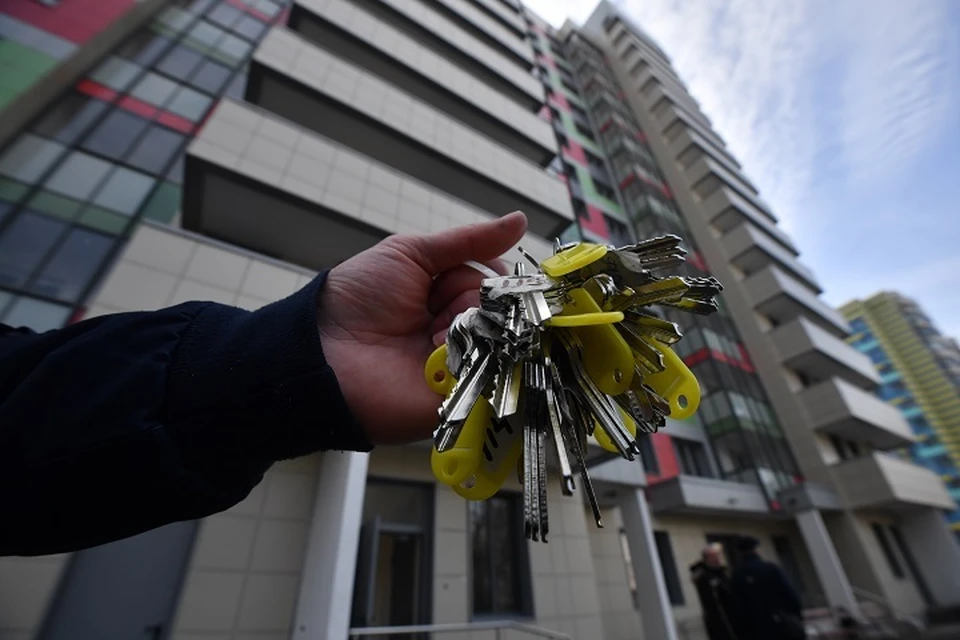 Мужчина похитил технику, найдя ключи от чужой квартиры на улице в Хабаровске