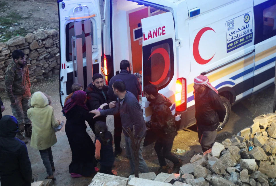 Землетрясение унесло сотни жизней в Сирии и Турции