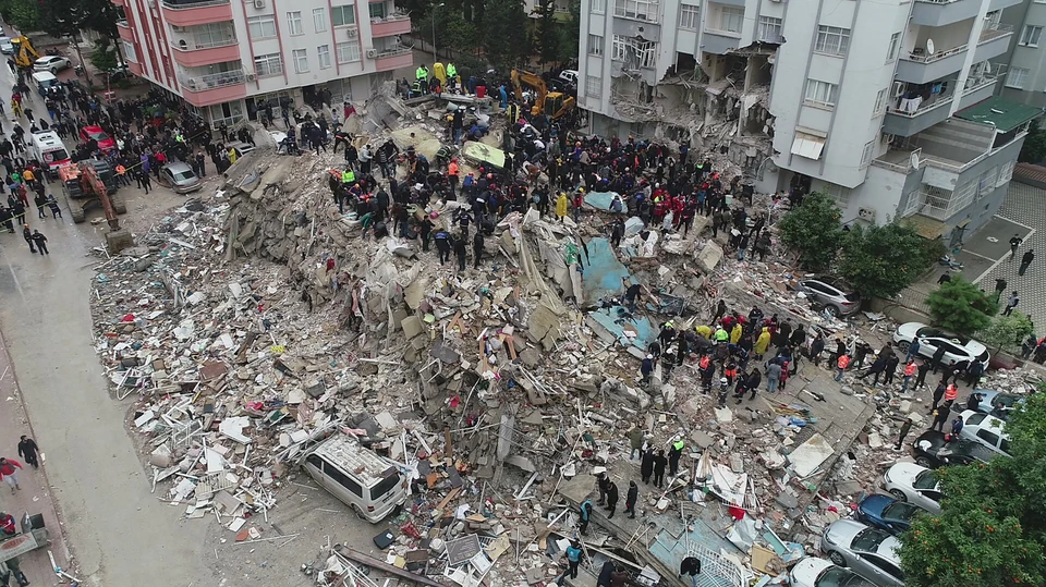 Число жертв при землетрясении в Турции достигло 3419