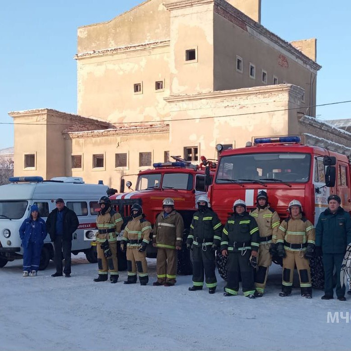 В Ртищево пожарные «спасали» бассейн «Дельфин» - KP.RU