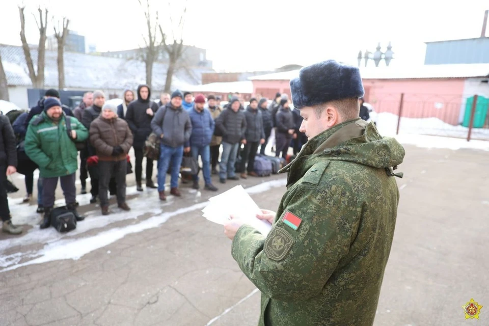 В Минобороны сказали, что в военчасти прибывают военнообязанные. Фото: телеграм-канал Министерства обороны Беларуси/Ян Горбанюк, «Ваяр»