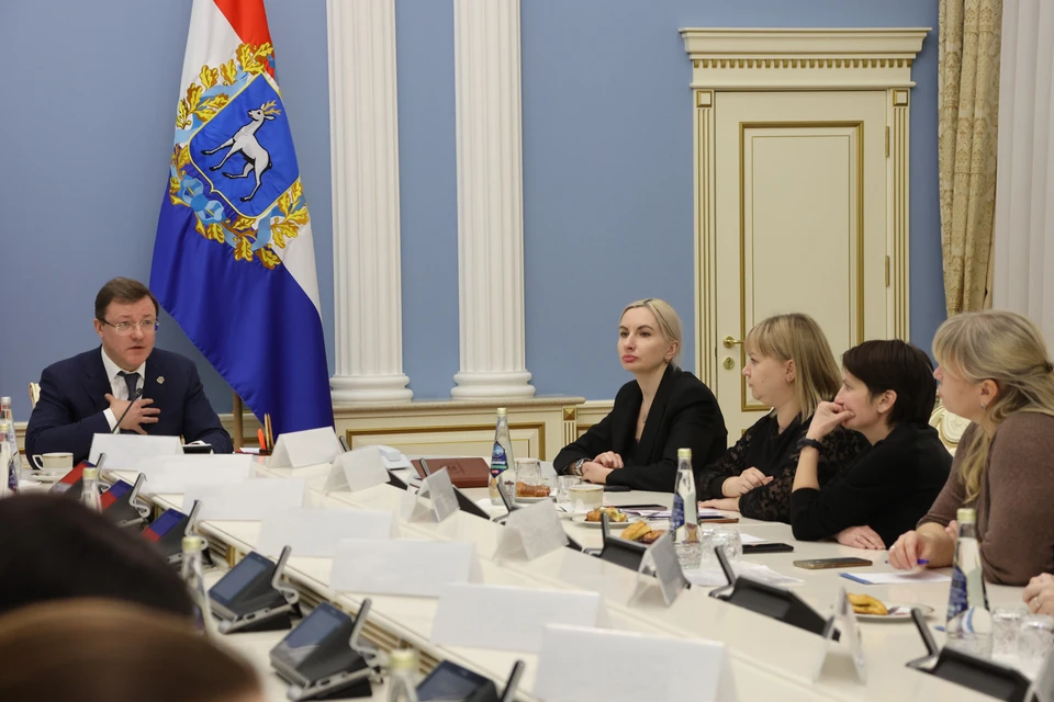 Открытый, честный и временами эмоциональный диалог продолжался более 2,5 часов.