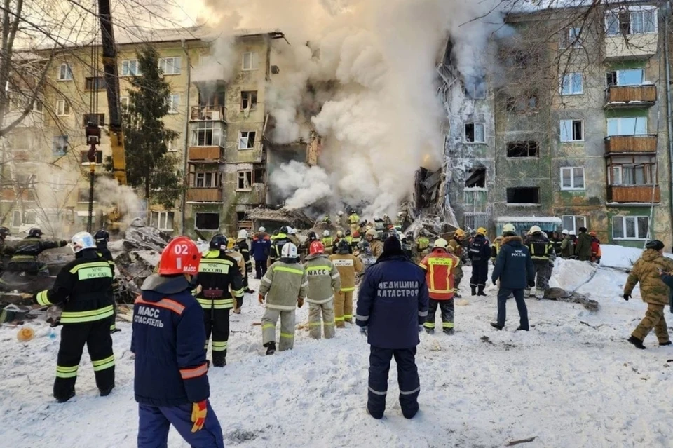 При взрыве в Новосибирске погибли 13 человек, 21 пострадал