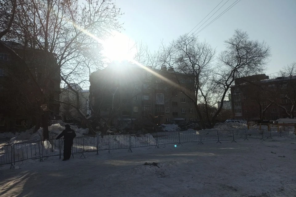 Волонтерам требуется помощь новосибирцев после взрыва на Линейной, 39.