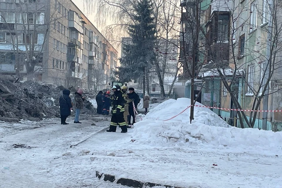 Шесть человек остаются в больницах после взрыва на Линейной, 39 в Новосибирске.