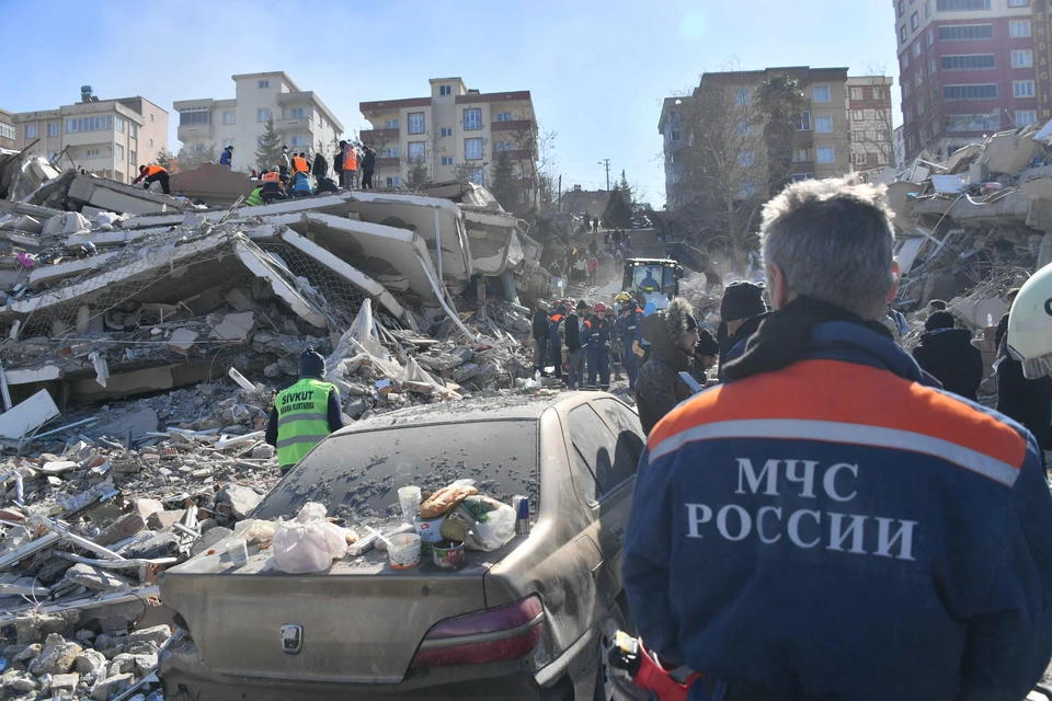 Скоро в МЧС ожидают возвращения спасателей, работавших в пострадавших районах Турции.