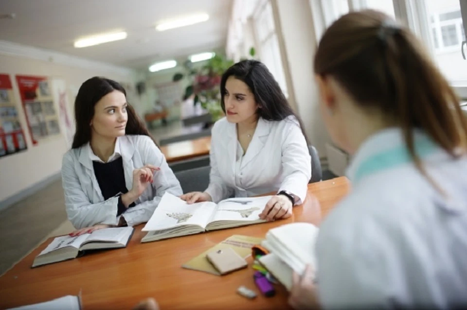 В этом году в Хабаровском крае поступить в медицинский на целевое обучение смогут 300 студентов