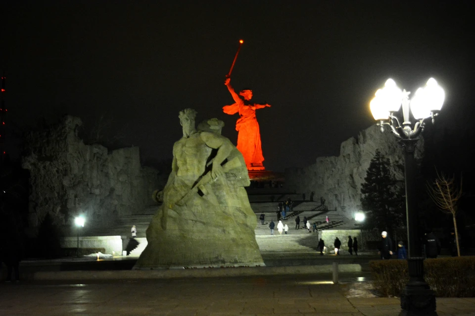 Волонтеры подняли останки 1500 защитников города-героя.