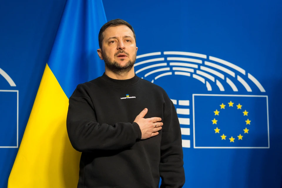 Президент Украины Владимир Зеленский в помещении Европарламента в Брюсселе.