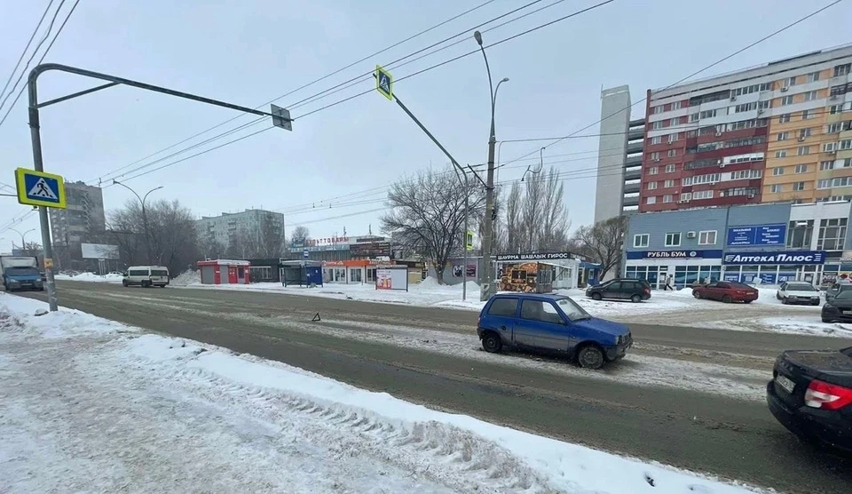 Пострадавшему потребовалась помощь медиков. Фото: ГИБДД Тольятти
