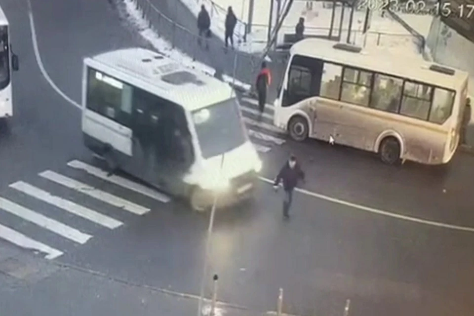 Маршрутка сбила пожилого мужчину в Мытищах