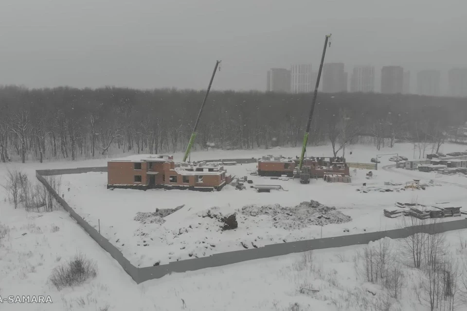 Самарцам показали, как выглядит стройплощадка нового микрорайона за ТЦ «Метро». Фото: Youtube/Александр Карягин