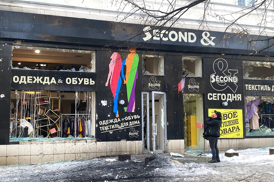Вооруженные силы Украины нанесли массированный артиллерийский удар по центру Донецка