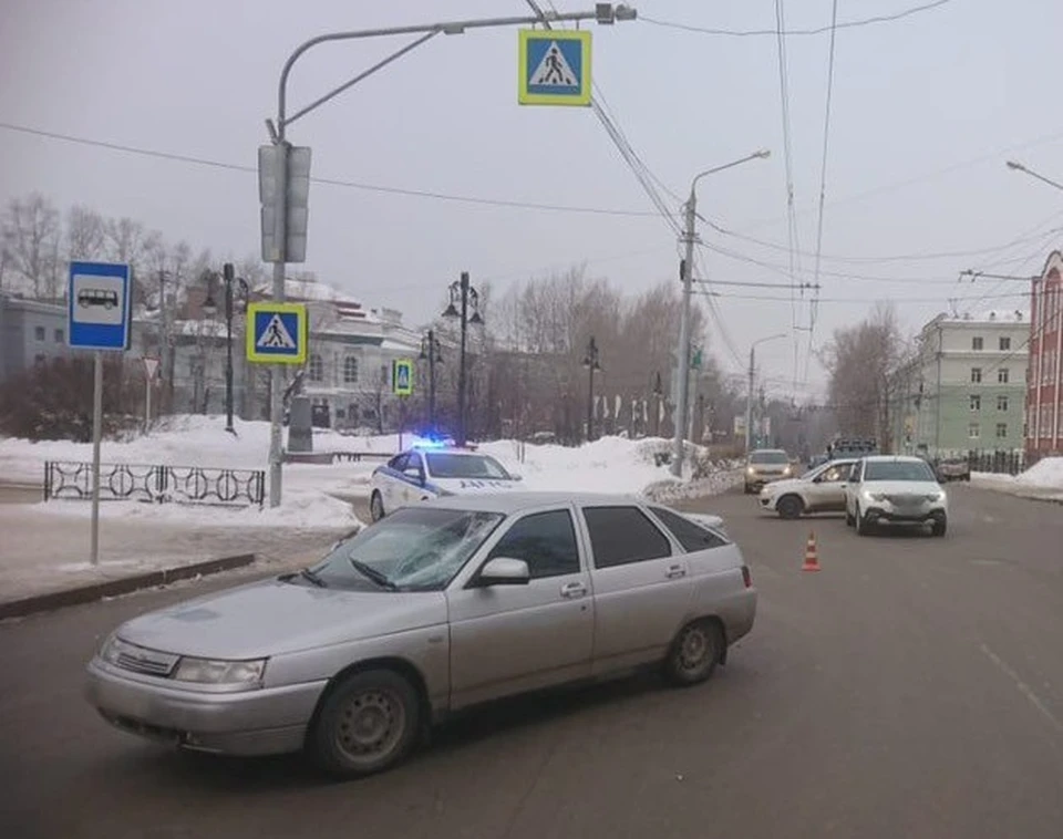 ДТП произошло в районе дома №10 на проспекте Кирова