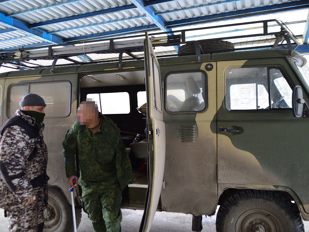 Побледнела, а еще ожогов и крови не видела»: Как корреспондент «КП»  помогала раненым в больнице Донецка - KP.RU