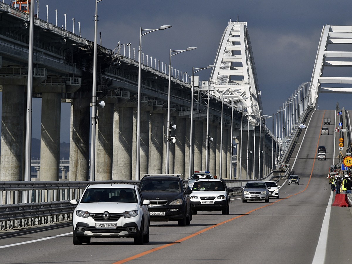 Крымский мост полностью открыт для движения автомобилей по всем полосам на  39 дней раньше срока - KP.RU