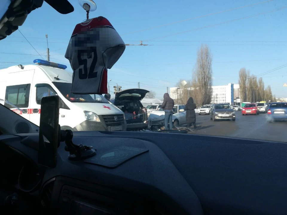 ДТП на проспекте Ленина в Нижнем Новгороде стало причиной пробки