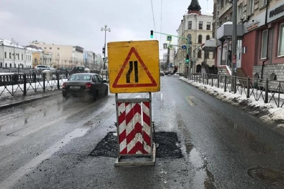 Для ямочного ремонта необходимо, чтобы снег растаял и дороги подсохли. Фото: администрация Вахитовского и Приволжского районов Казани