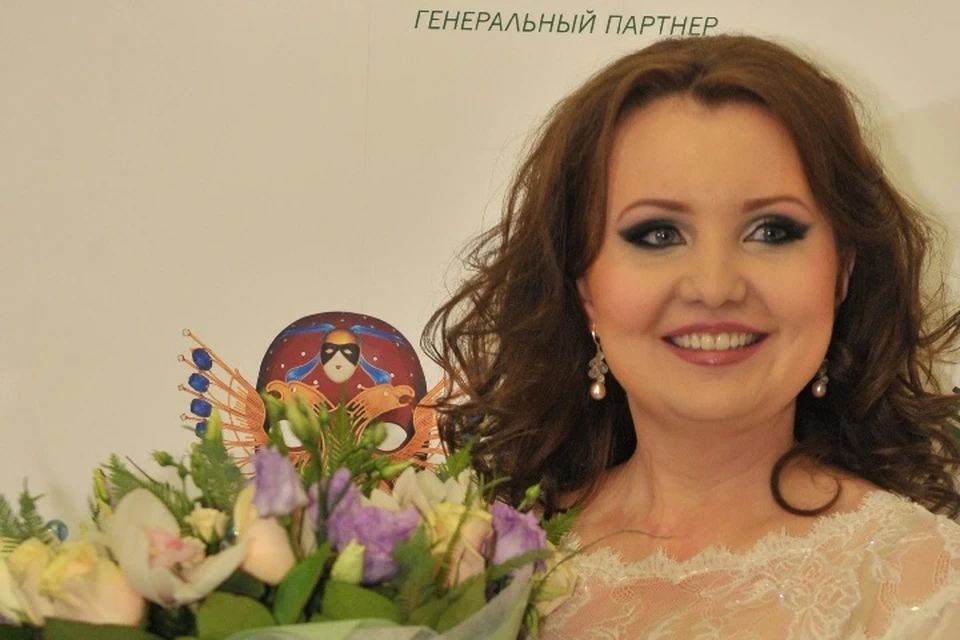 С 2019 года артистка выступает в составе труппы Мариинского театра.