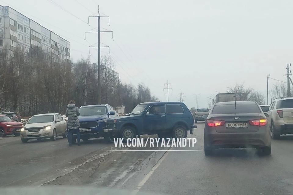 В Канищеве столкнулись два легковых автомобиля. Фото: ДТП | Аварии | Рязань.