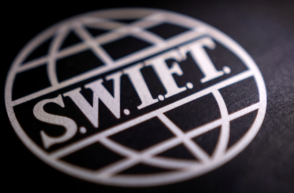 Глава CCBLR Прозоров заявил, что отключение российских банков от SWIFT тормозит торговлю с Европой
