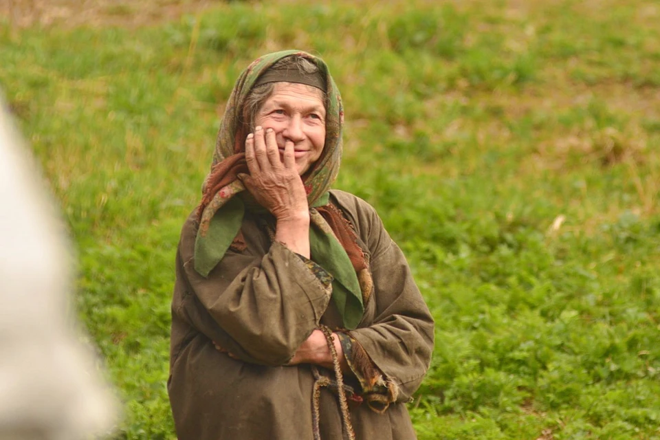 Отшельница Агафья Лыкова отказалась эвакуироваться со своей заимки из-за запуска ракеты. Фото: Данил Барашков