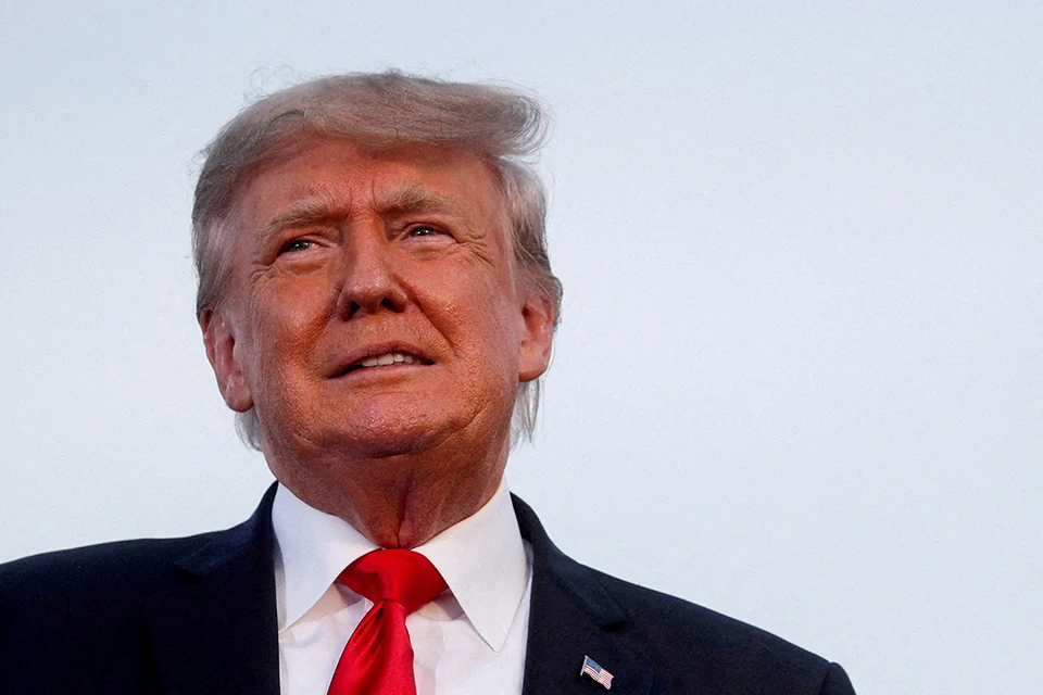 Дональд Трамп возвращается в социальные сети.