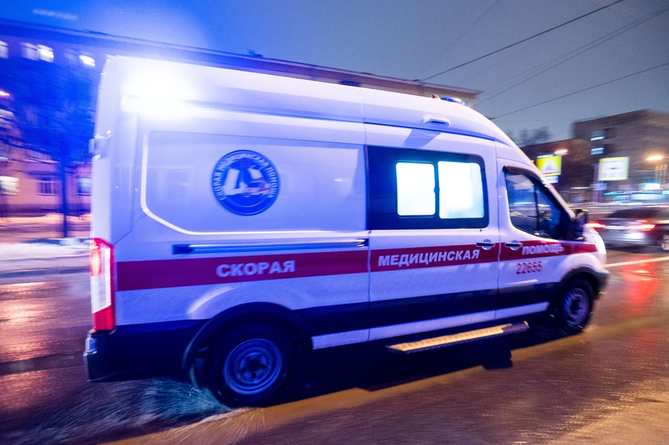 Беременная женщина пострадала в ДТП с микроавтобусом в Красном Селе Петербурга