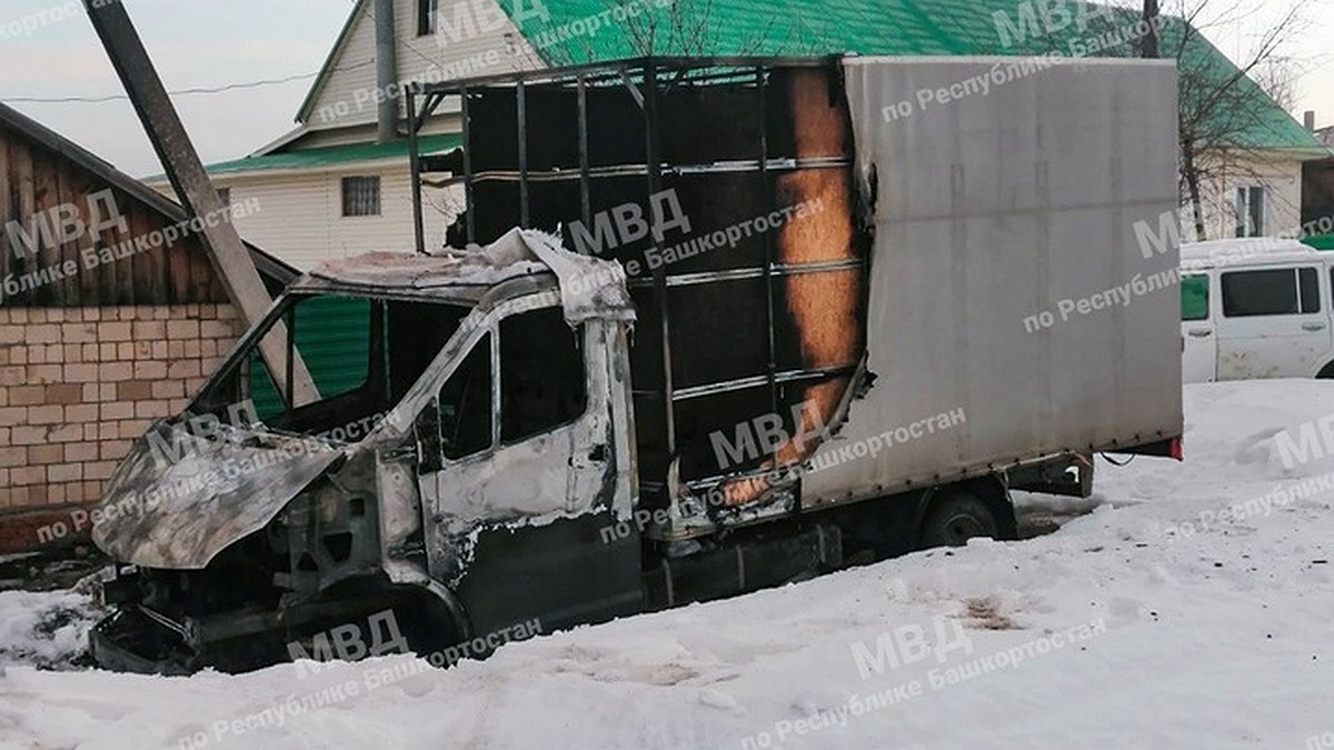 Жительница Башкирии приревновала своего мужа и спалила его грузовик - KP.RU