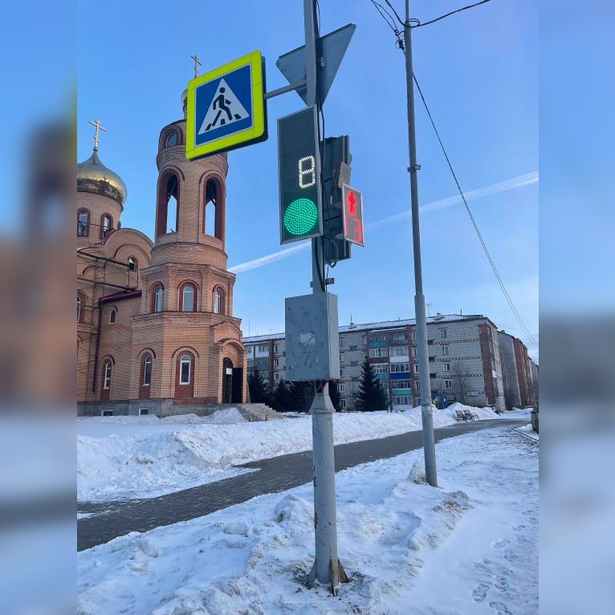 Светофор в Асино оборудовали звуковым оповещением после жалобы в  прокуратуру - KP.RU