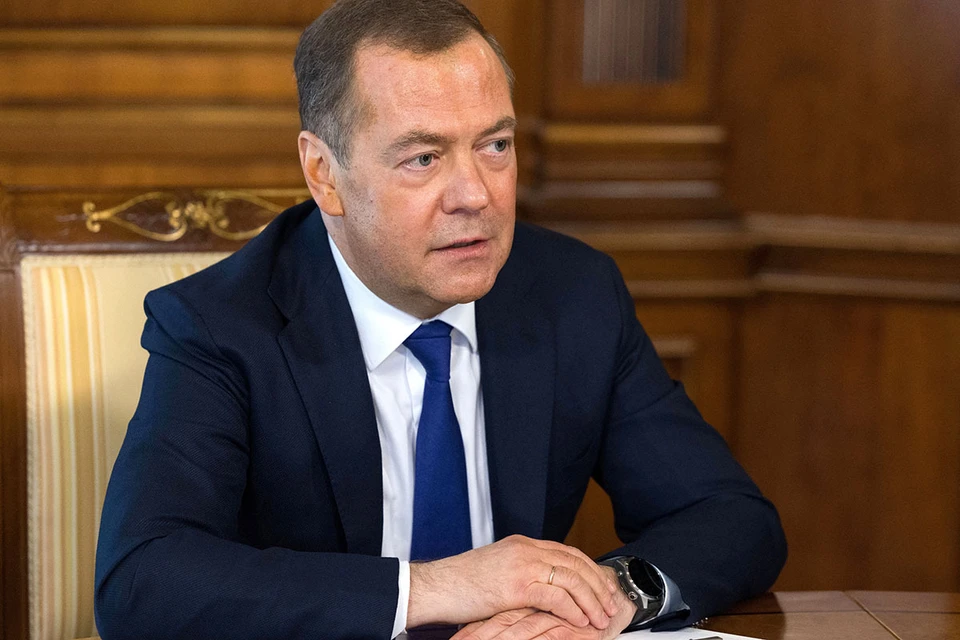 23 марта Дмитрий Медведев выложил в своем телеграм-канале ответы на вопросы журналистов и пользователей Вконтакте.