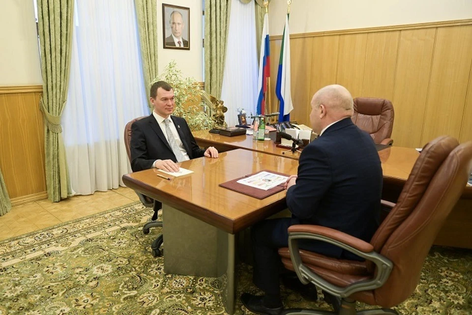 Михаил Дегтярев провел рабочую встречу с Сергеем Кравчуком в Хабаровске Фото: @Degtyarev_Info