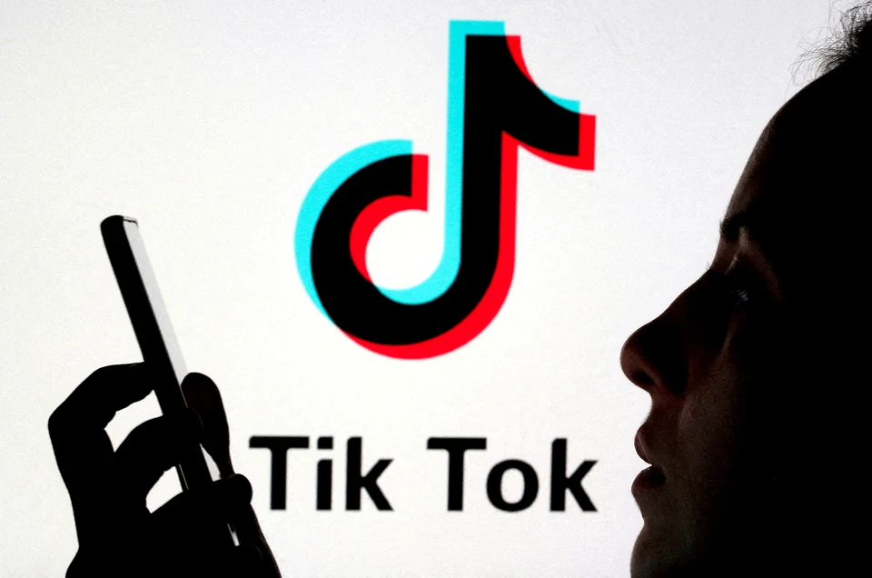 На сайте Зеленского появилась петиция с требованием запретить TikTok из-за пропаганды