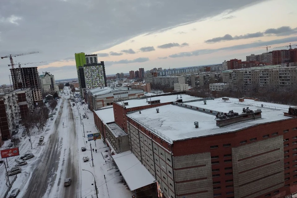 В Новосибирске выпал снег в ночь на 30 марта.
