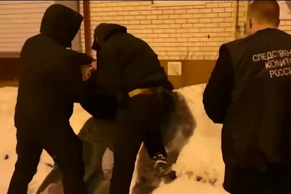 В Ярославле экс-сотрудника колонии подозревают в получении взятки.
