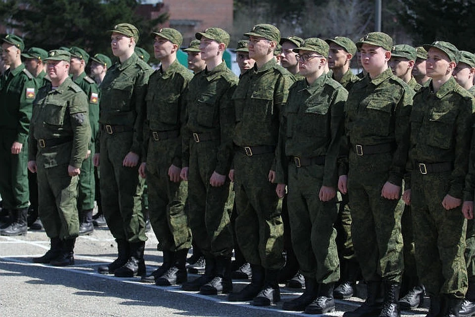 В военкоматы страны уже прибыли и были поставлены на учет более 700 тысяч граждан