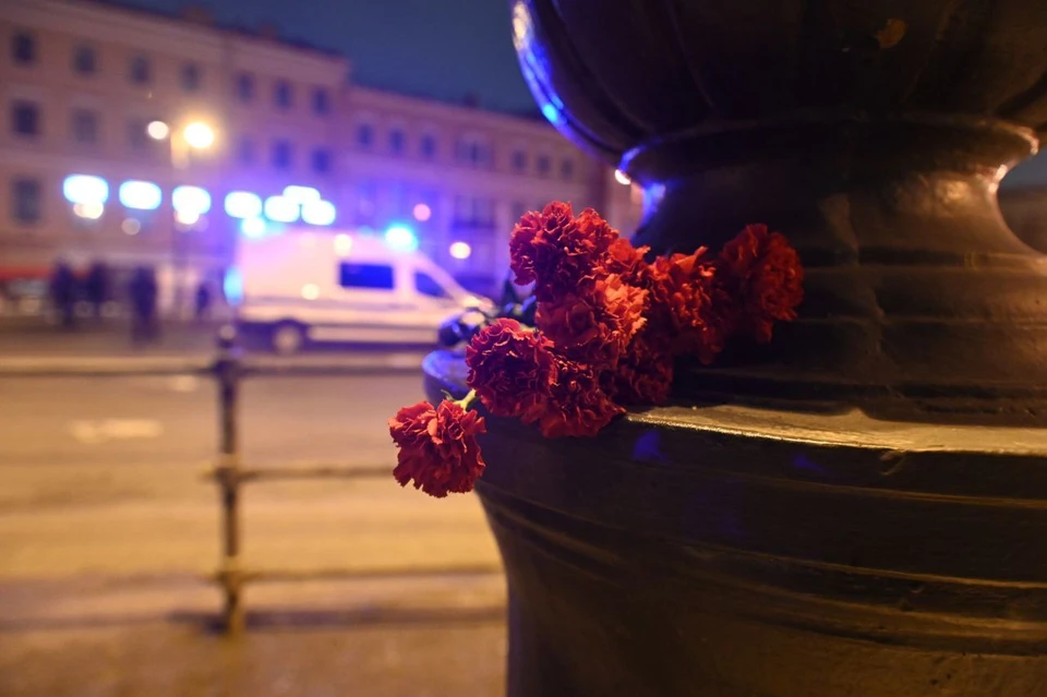 Число пострадавших от взрыва в кафе в Петербурге увеличилось до 32 человек