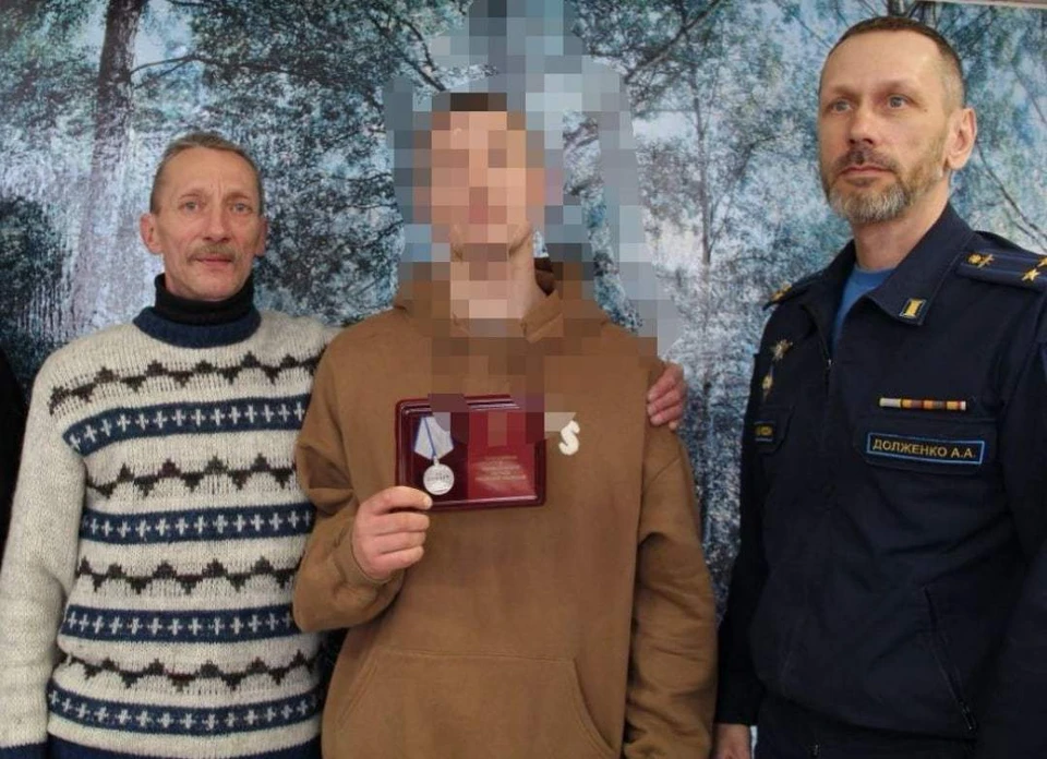 Житель Пыталово получил медаль «За отвагу»