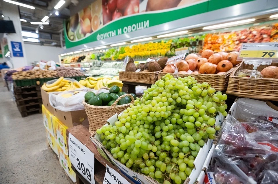 При этом цены на молочную продукцию, крупы и макаронные изделия изменились незначительно.