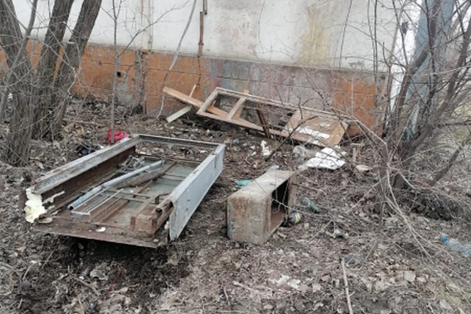 В Липецке полицейские поймали безработного, пытавшегося украсть металлический щит провайдера