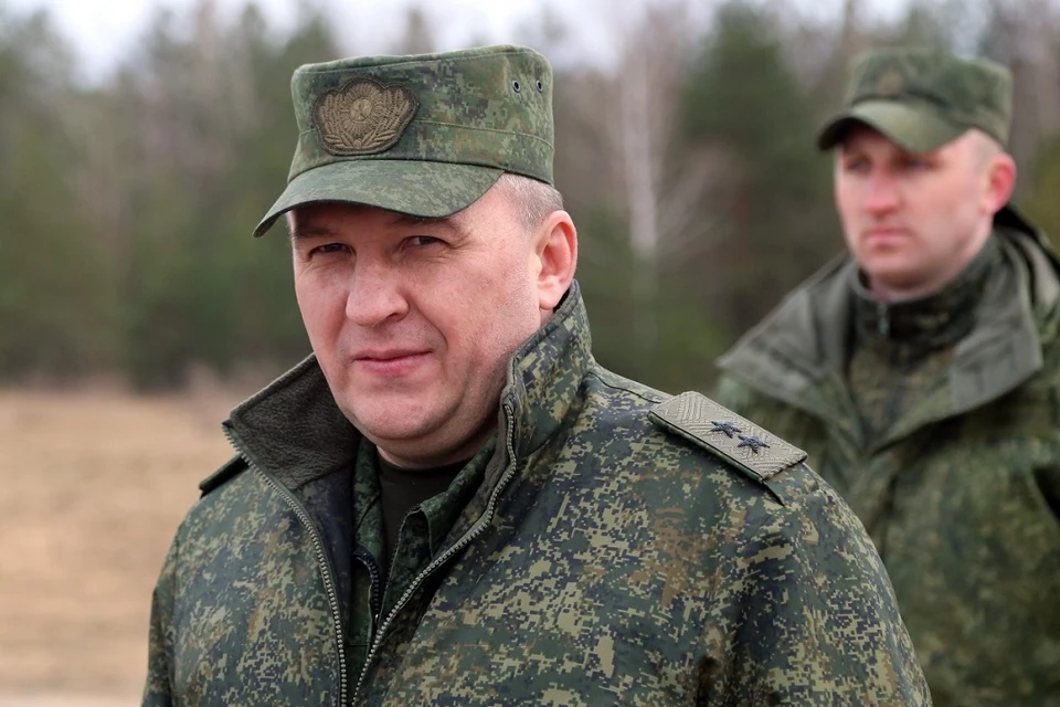 Министр обороны Беларуси Виктор Хренин. Фото: mil.by