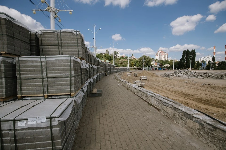 Петровскую набережную продолжат реконструировать в любом случае.