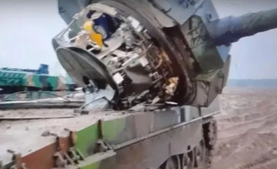 Подаренная Киеву бронетехника НАТО несет потери, не доехав до поля боя
