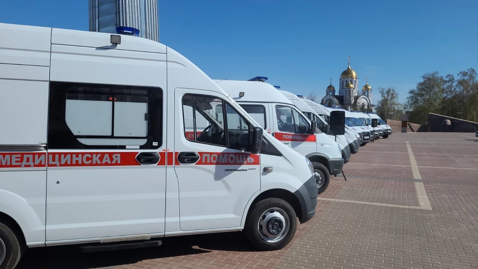 На четыре года парк скорой помощи пополнился 225 машинами.