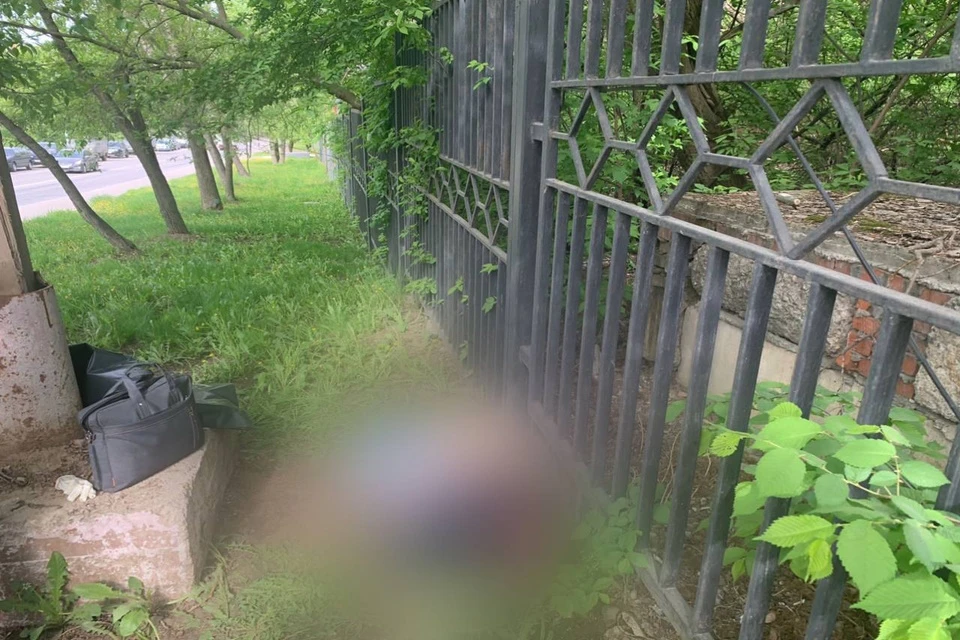 Тело мужчины с признаками насильственной смерти нашли на севере Москвы