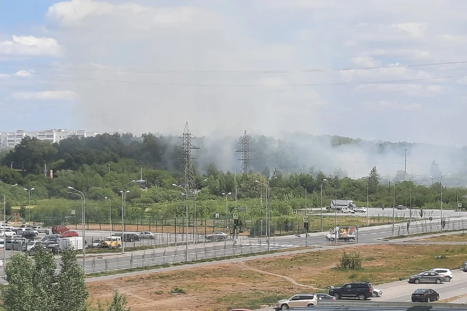 Власти Нижневартовска объяснили смог и запах гари в городе