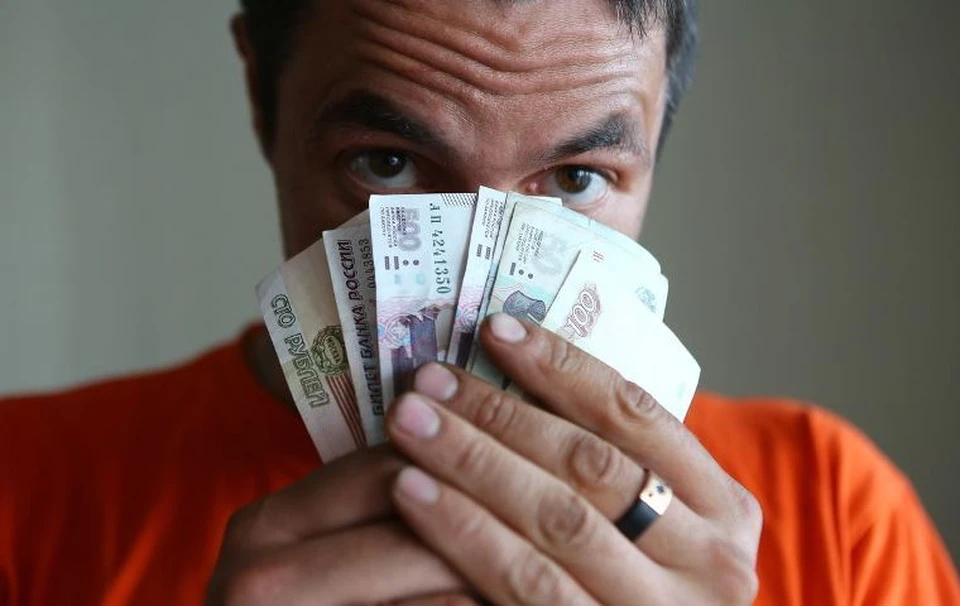 Цель мошенника - любыми путями получить доступ к деньгам жертвы. Фото: архив «КП»-Севастополь»