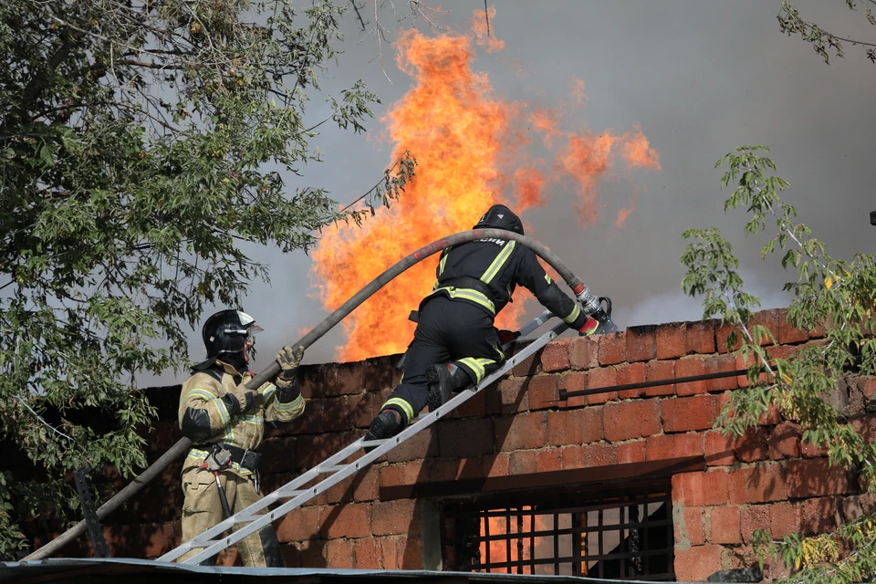 В Томской области сгорели три дома.